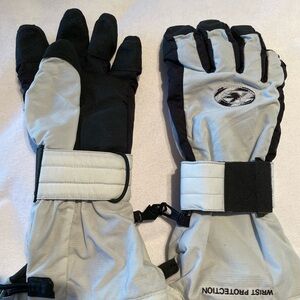 Ski / Snowboard Gloves with wrist protection